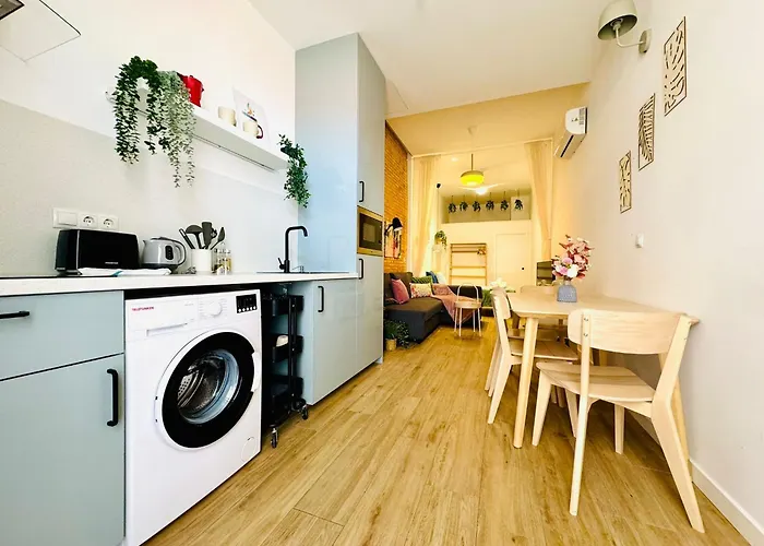 Relaxing Beachside Cabanyal Loft 아파트