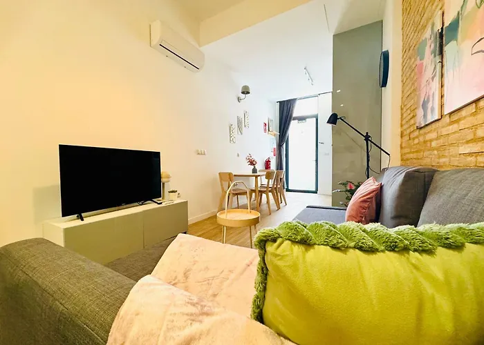 Relaxing Beachside Cabanyal Loft 아파트