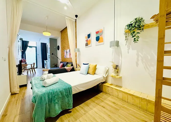 Relaxing Beachside Cabanyal Loft 아파트