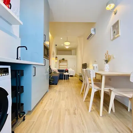 Relaxing Beachside Cabanyal Loft Valenza