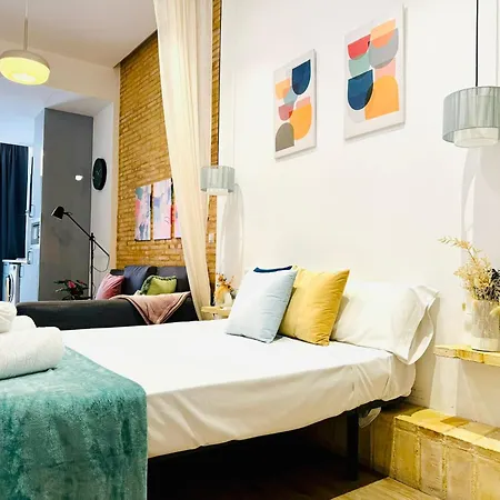 Relaxing Beachside Cabanyal Loft
