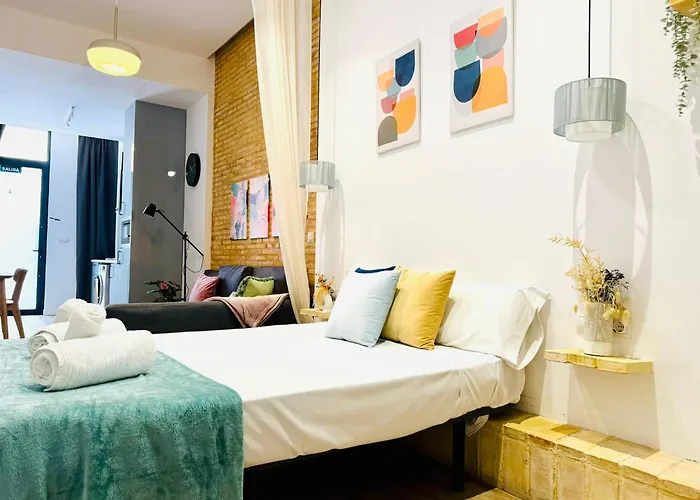 Relaxing Beachside Cabanyal Loft