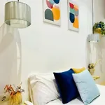 Relaxing Beachside Cabanyal Loft Lejlighed