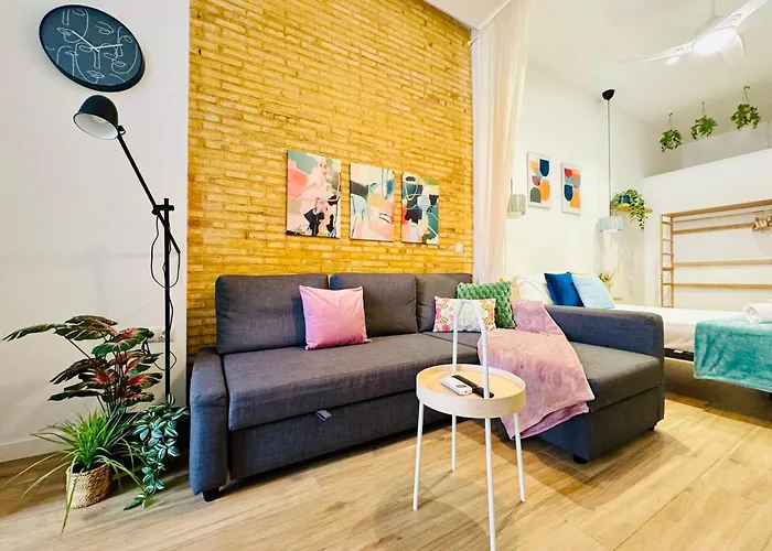 Relaxing Beachside Cabanyal Loft Apartament *