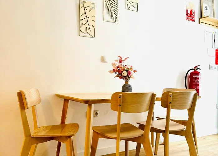 Relaxing Beachside Cabanyal Loft * Walencja